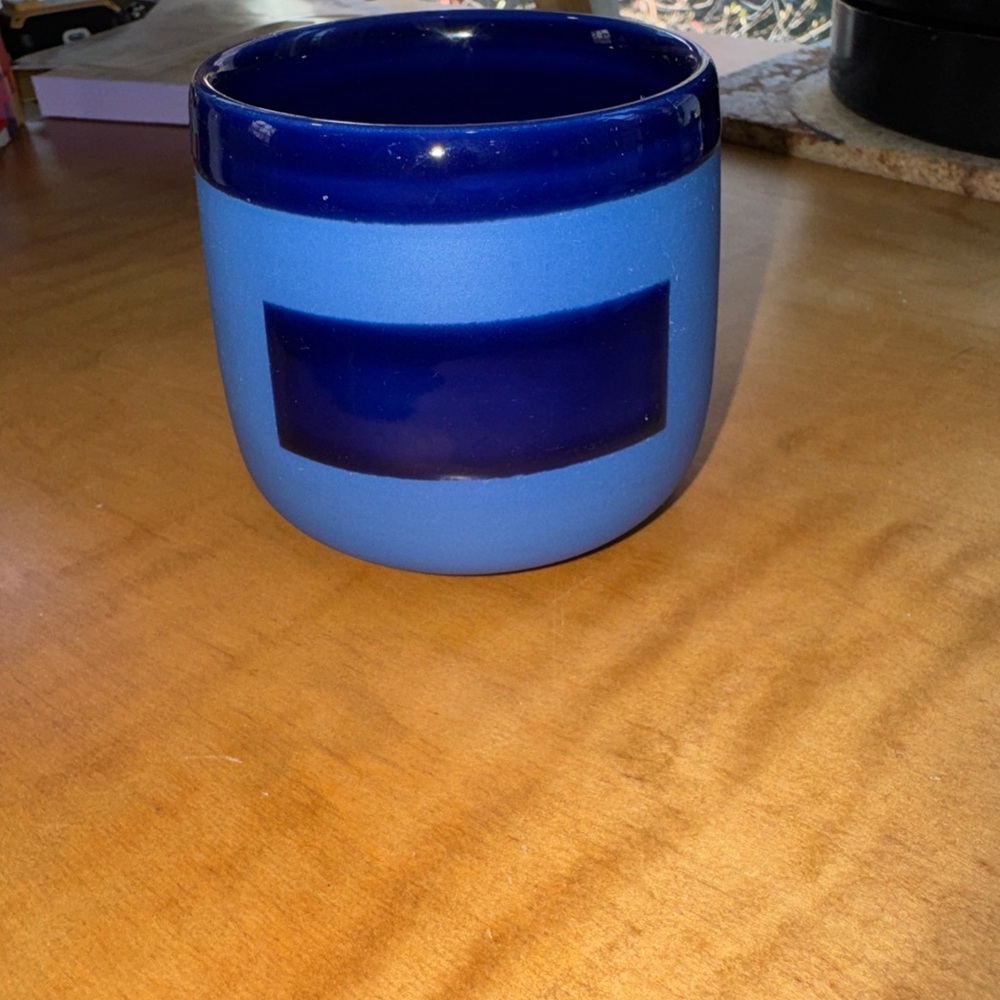 1/1 Charlotte Smith Studio Cup